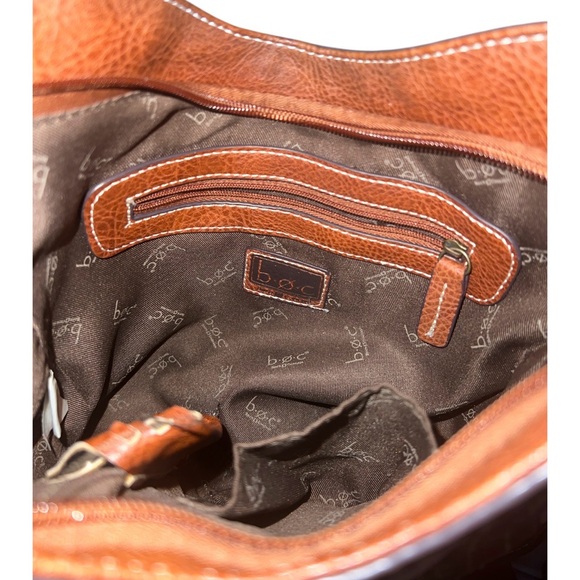 Izod Cream and Brown Crossbody Bag - Picture 5 of 5